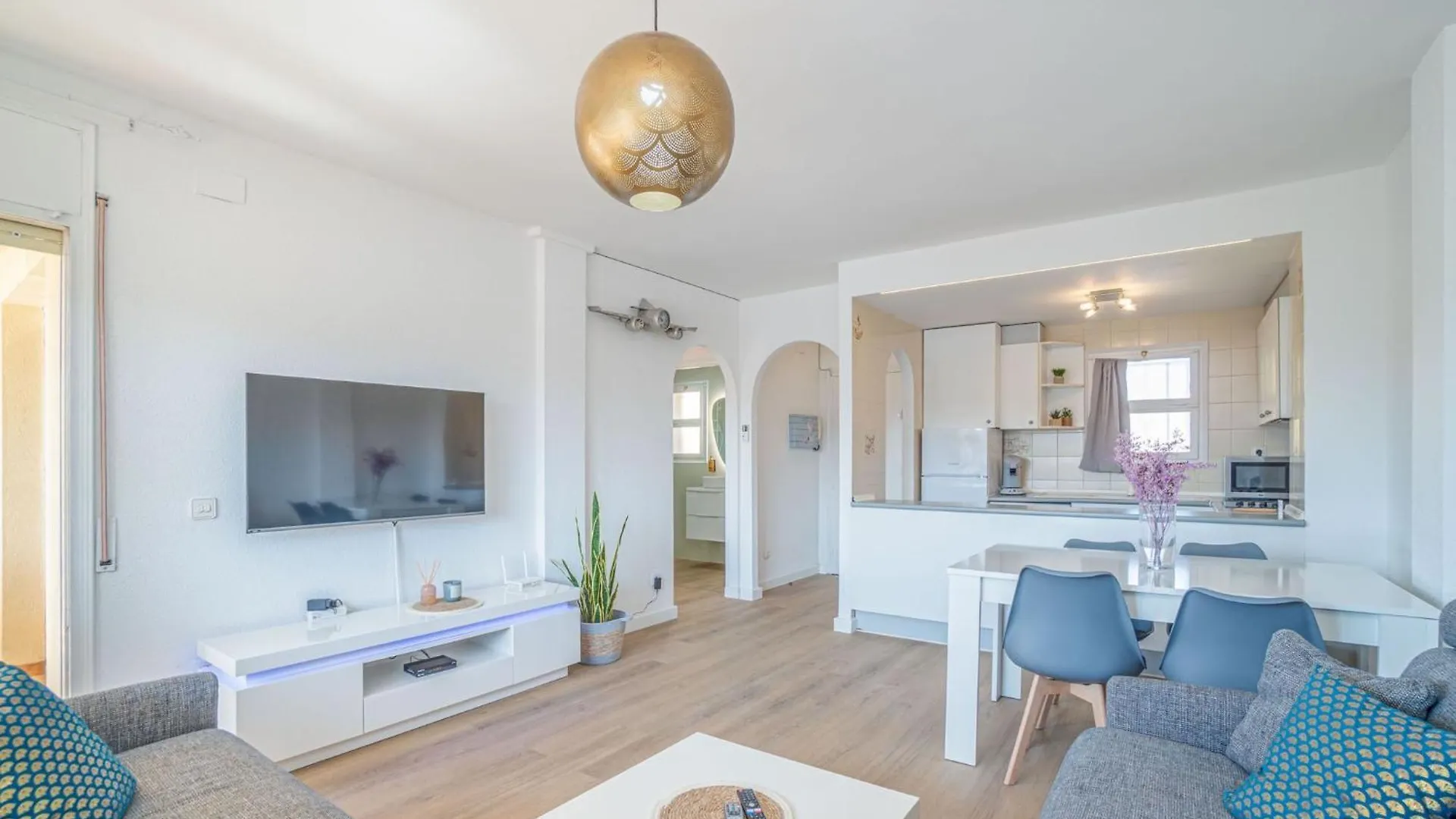 Milenial Immo Apartment With Parking In Roses