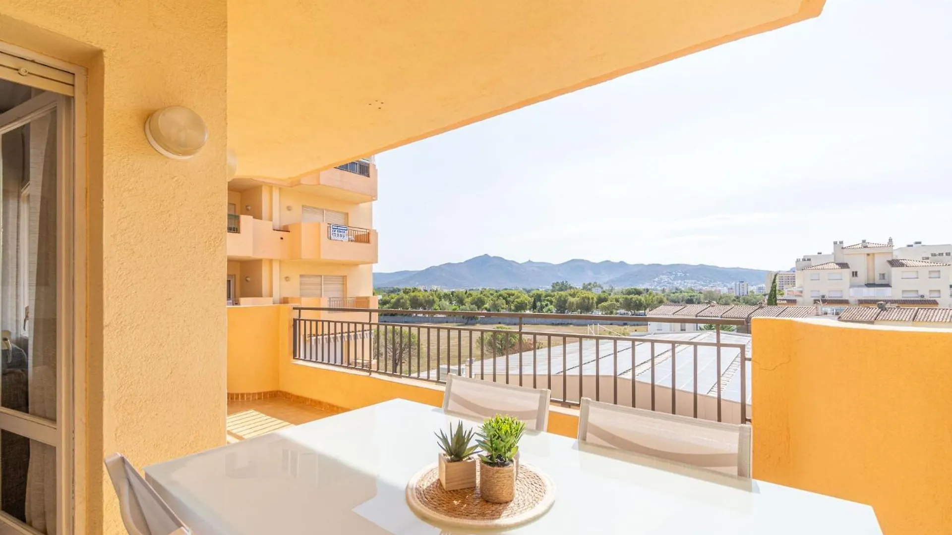 Milenial Immo Apartment With Parking In Roses 0*,