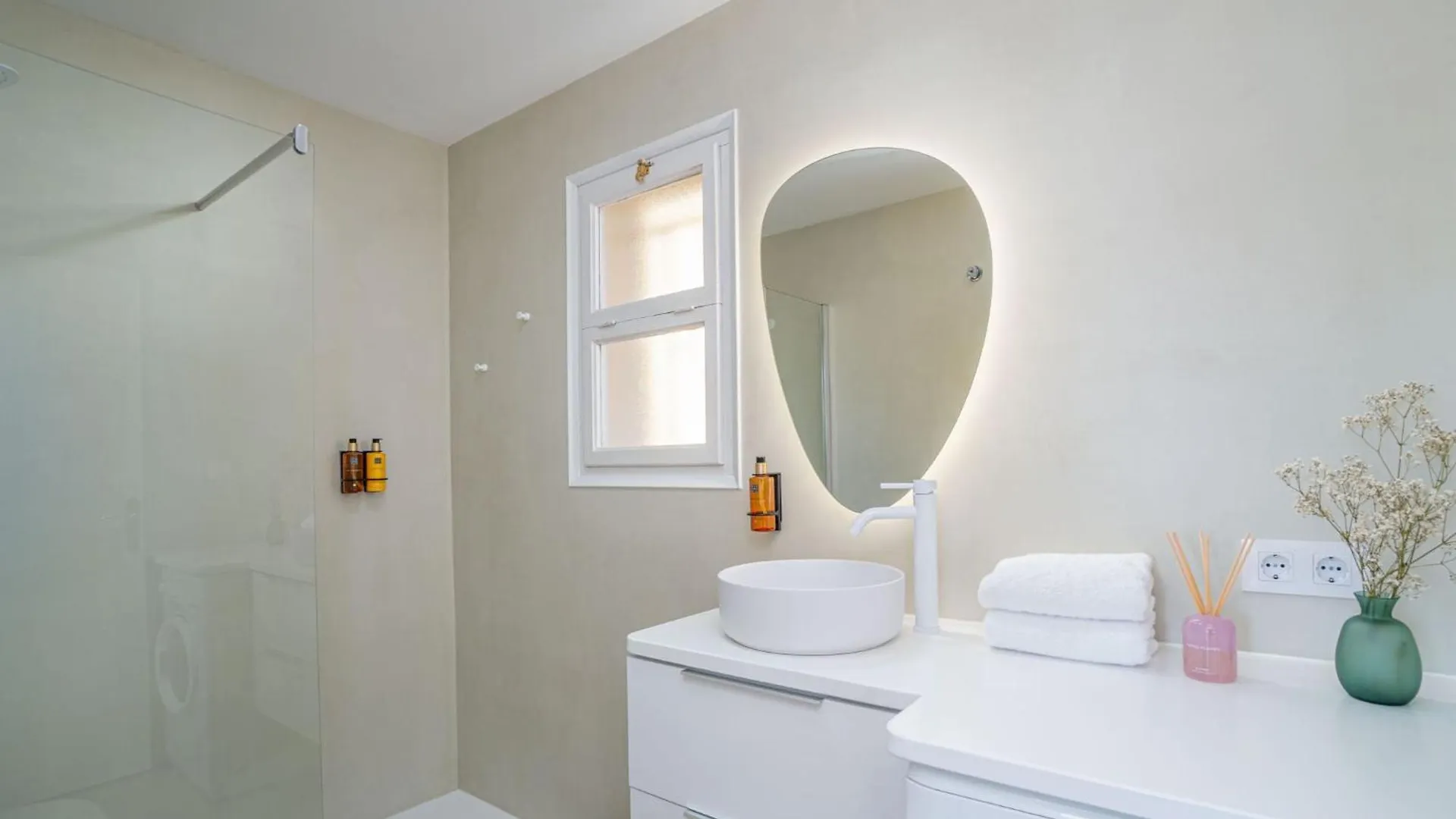 Milenial Immo Apartment With Parking In Roses