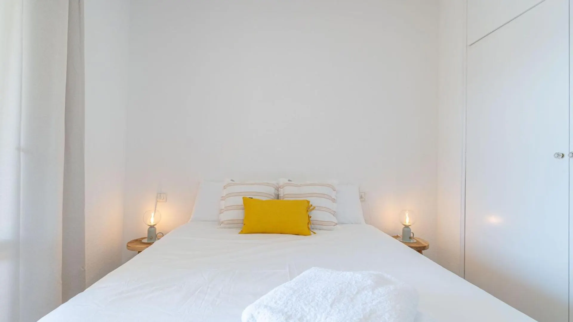 Milenial Immo Apartment With Parking In Roses